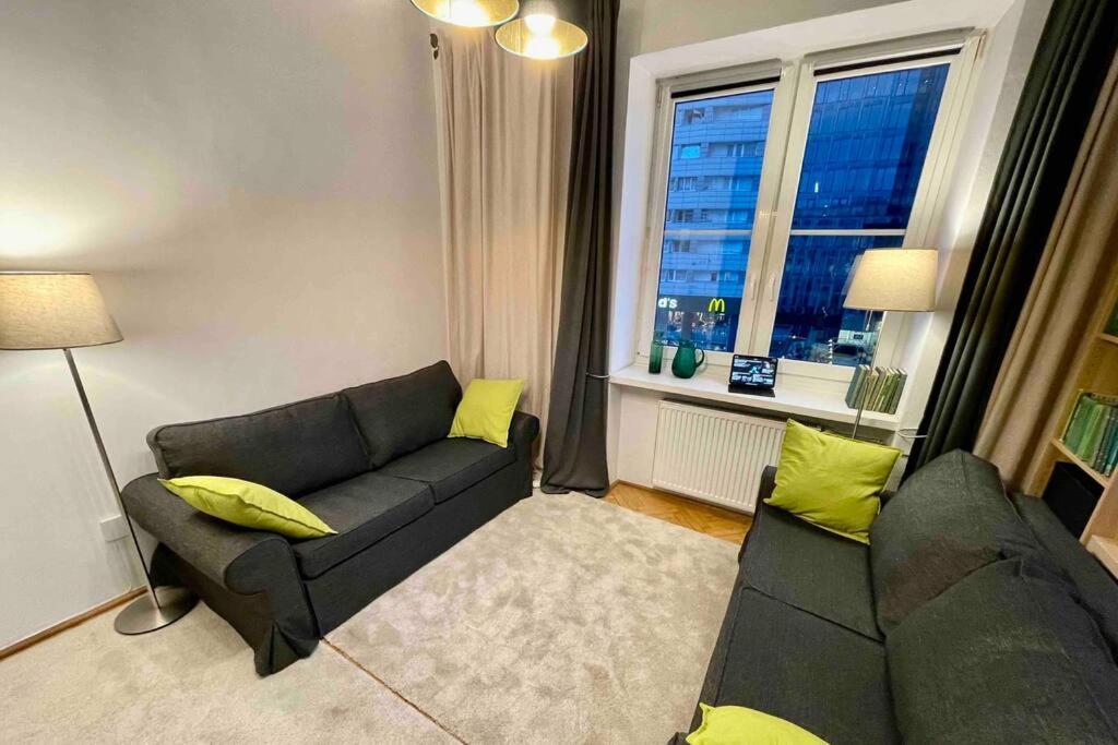Super Square Metro X2 Fast Wifi 55'Tv Netflix Hbo Appletv+ Amazontv Apartment Варшава Екстериор снимка