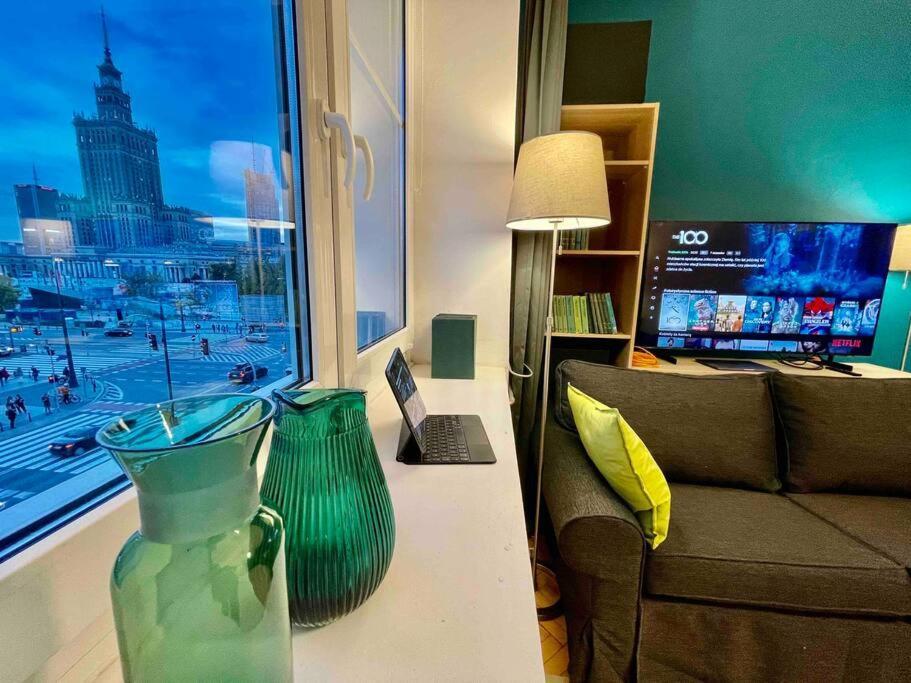 Super Square Metro X2 Fast Wifi 55'Tv Netflix Hbo Appletv+ Amazontv Apartment Варшава Екстериор снимка